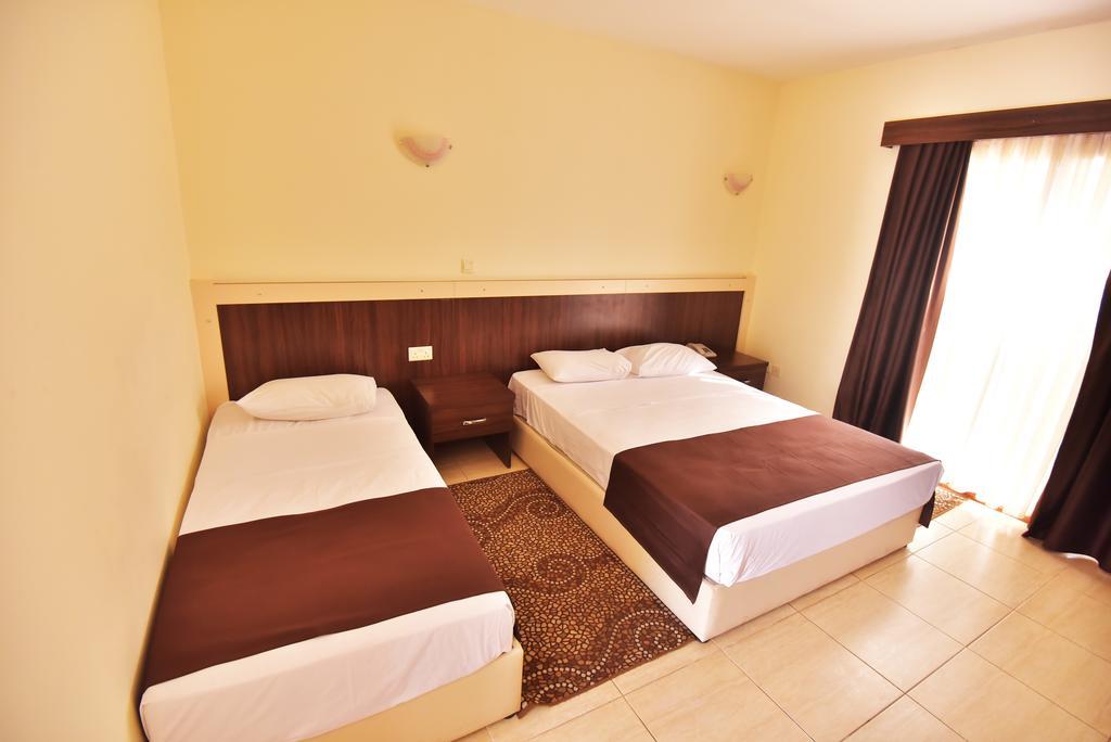 Club Simena Hotel Vasilia Eksteriør billede
