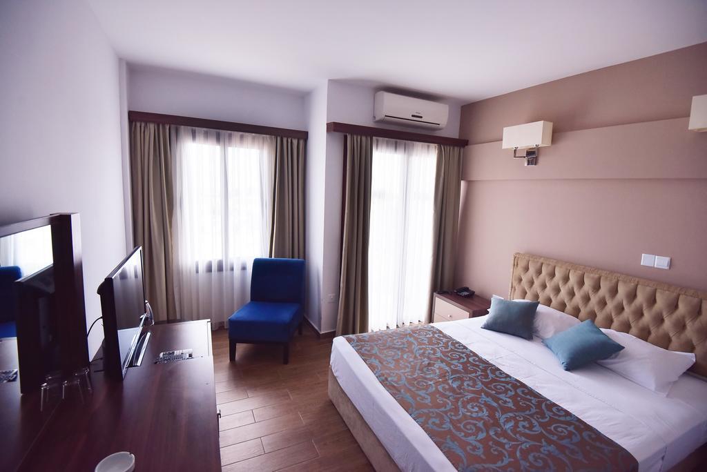 Club Simena Hotel Vasilia Eksteriør billede