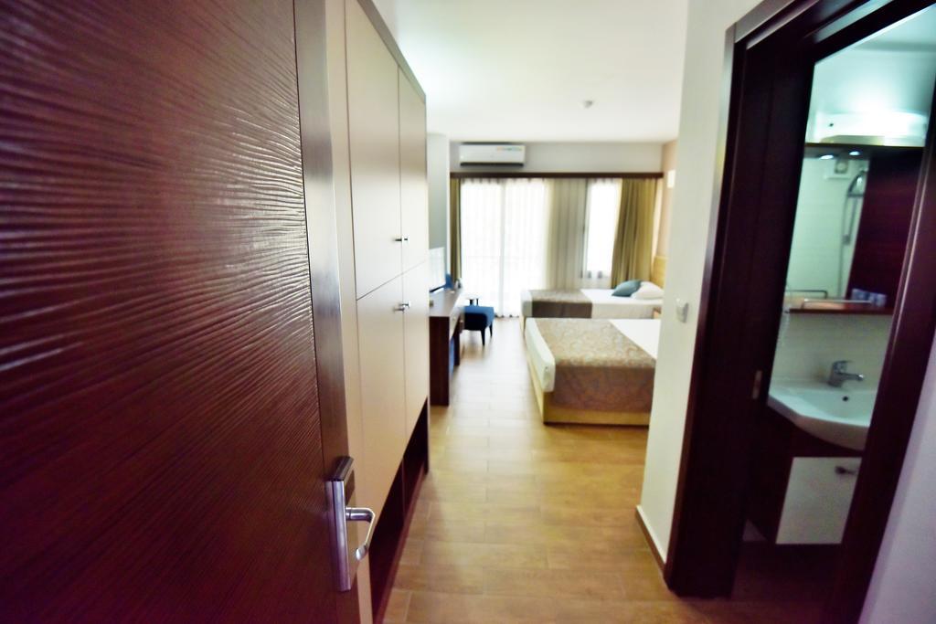 Club Simena Hotel Vasilia Eksteriør billede