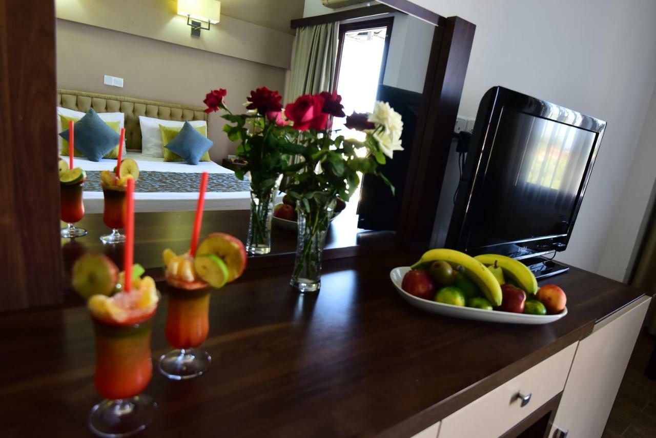 Club Simena Hotel Vasilia Eksteriør billede